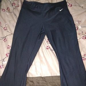 Nike active wear Capris